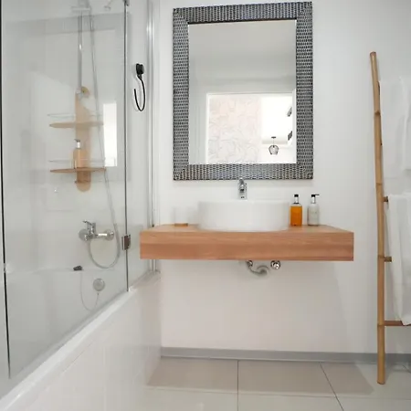 Meeresbrise By Lovelystay Caniço