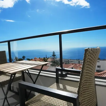 Meeresbrise By Lovelystay * Caniço